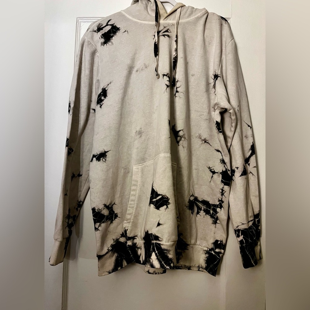 Size Large Tie-Dye Hoodie